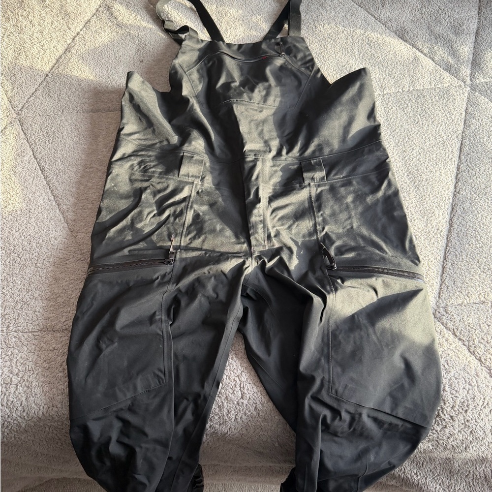 Arc'teryx Sabre Medium Short Bibs